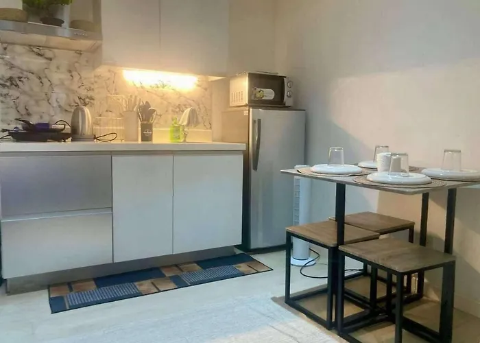 Apartamento 1br Condotel In Azure Urban Near Naia #tro3