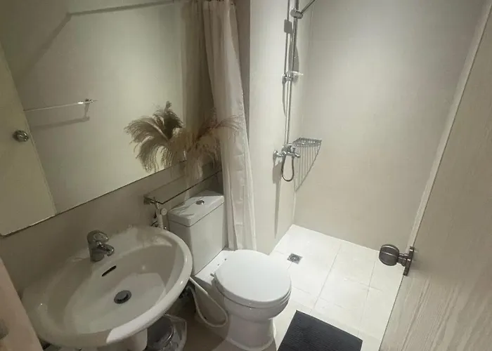 1br Condotel In Azure Urban Near Naia #tro3 Manila